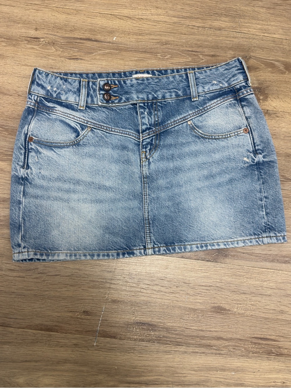 Y2K Guess Light Blue Denim Mini Skirt size 28